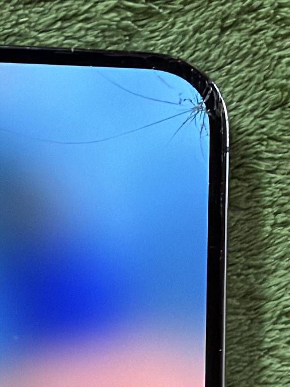 Portables: Apple IPhone 14 Pro Max  – D'occasion à Zermatt par ber_sdz7 2