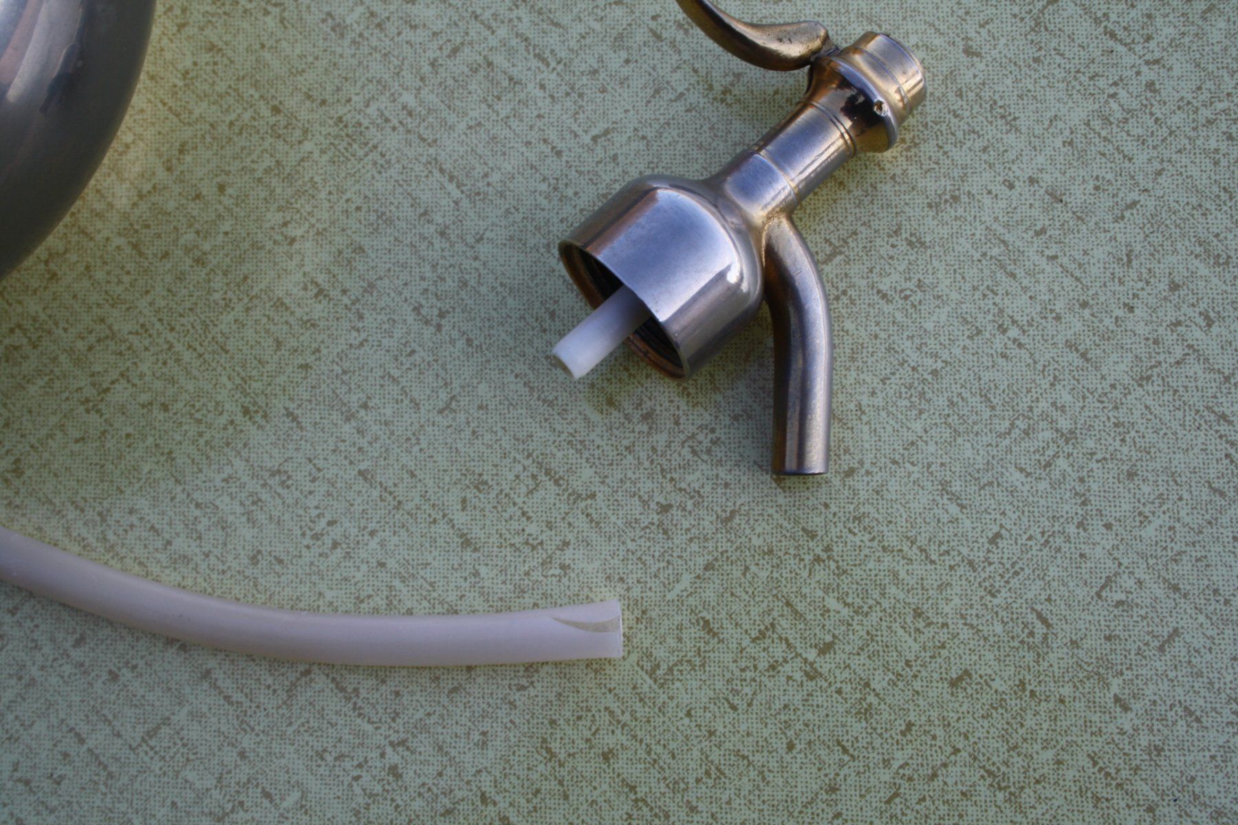 Bottiglie: SYPHONFLASCHE VINTAGE – Difettoso da Wauwil venduto da Pneuedy 9