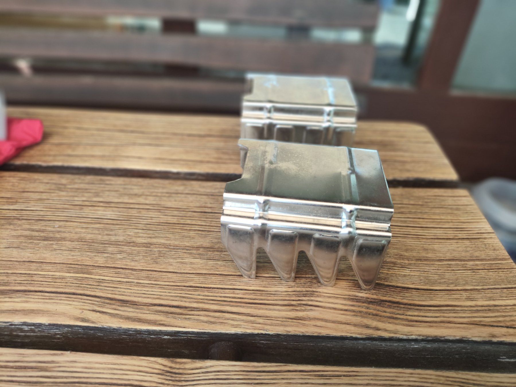 Attacchi: Harscheisen zu Skitourenbindung – Usato da Grosshöchstetten venduto da Saigontinu