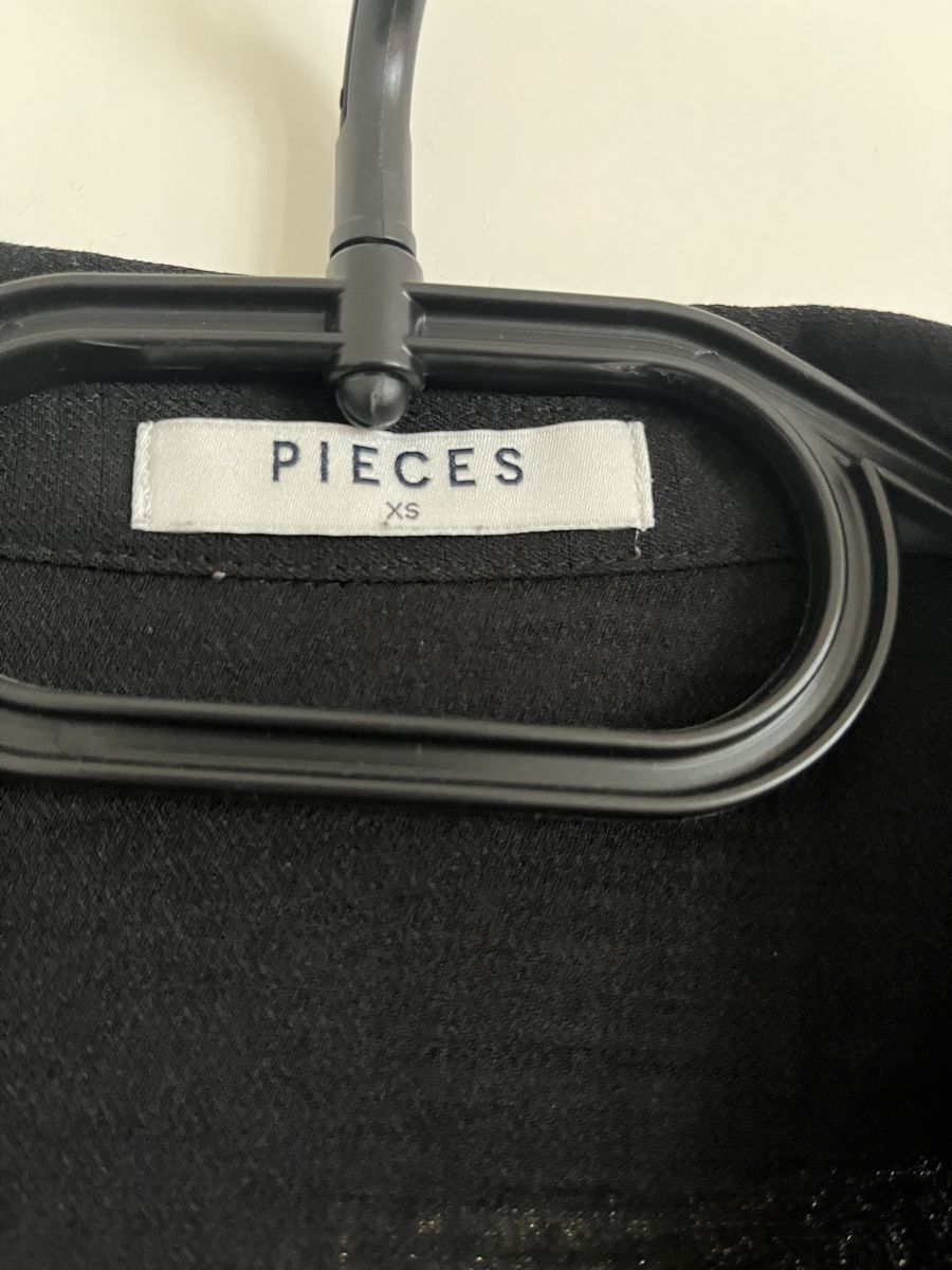 Pieces Blusen: Damenbluse Business/Freizeit Pieces XS – Gebraucht aus Olten von lcs_2sdk 2