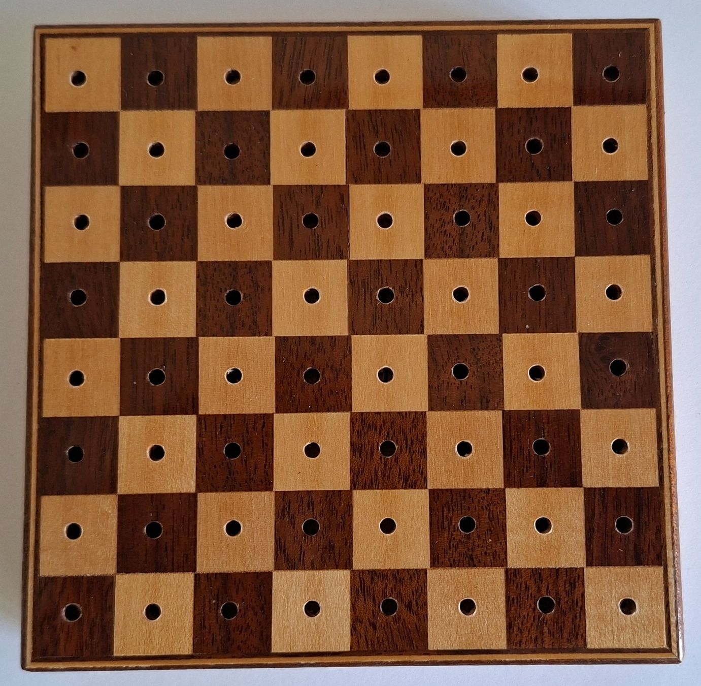 Spiele: Jeu d'echec – Gebraucht aus La Chaux-de-Fonds von fan_tj9t 2