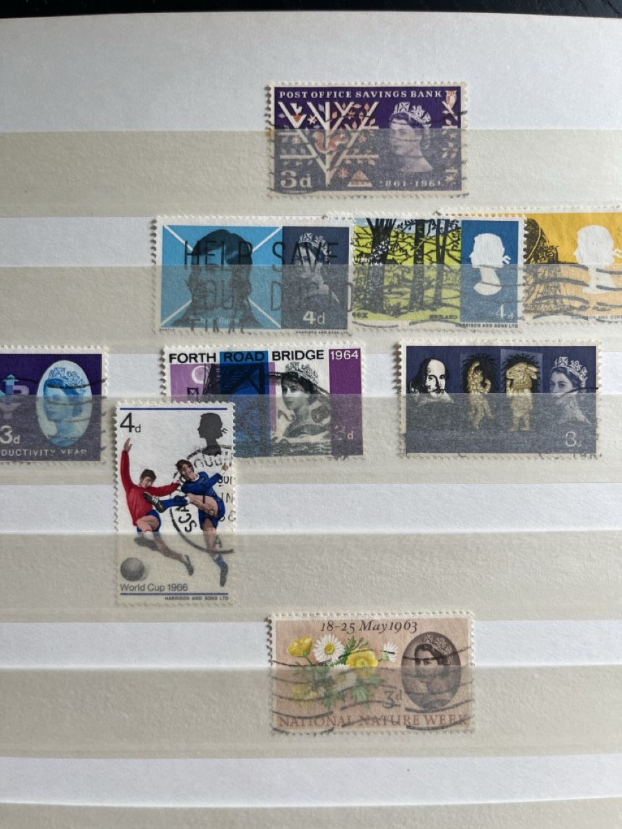 Tutti i francobolli: Briefmarken Sammlung, Grossbritannien – Usato da Zürich venduto da pantelicarsenije 1