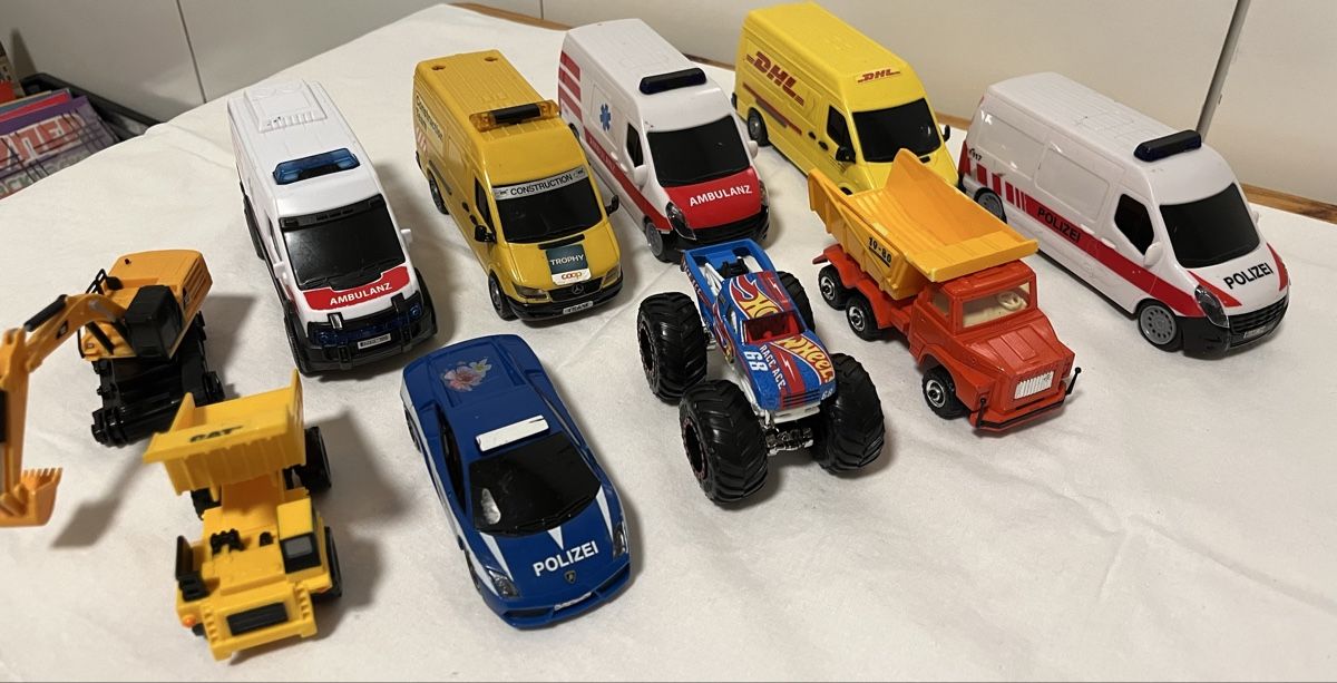 Spielzeuge: Autos – Gebraucht aus Stäfa von Exclusive0