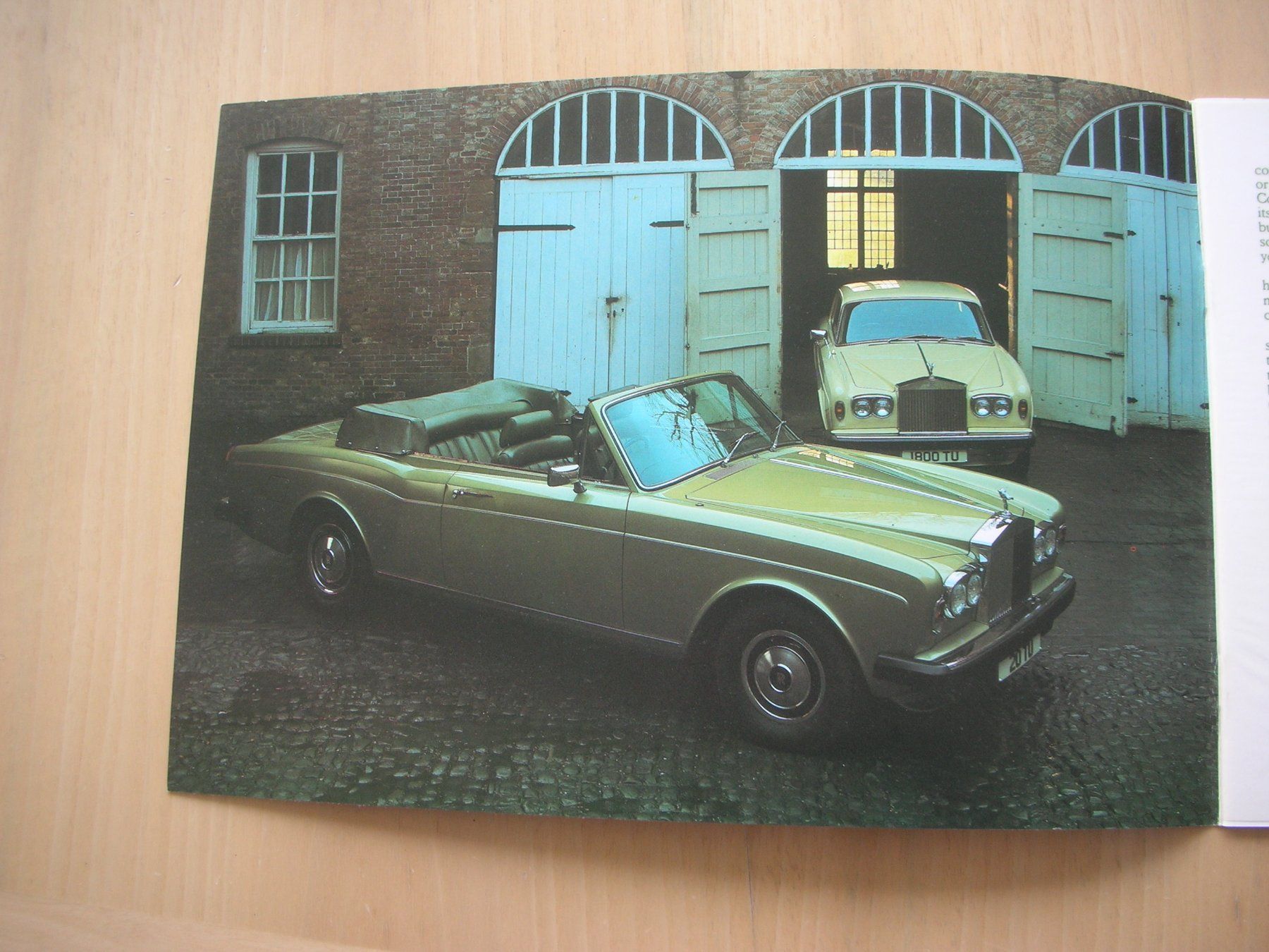 Rolls-Royce Documenti: Rolls-Royce Corniche Coupe/Cabriolet S II Prospekt 1977 – Usato da Wikon venduto da erwin400 1