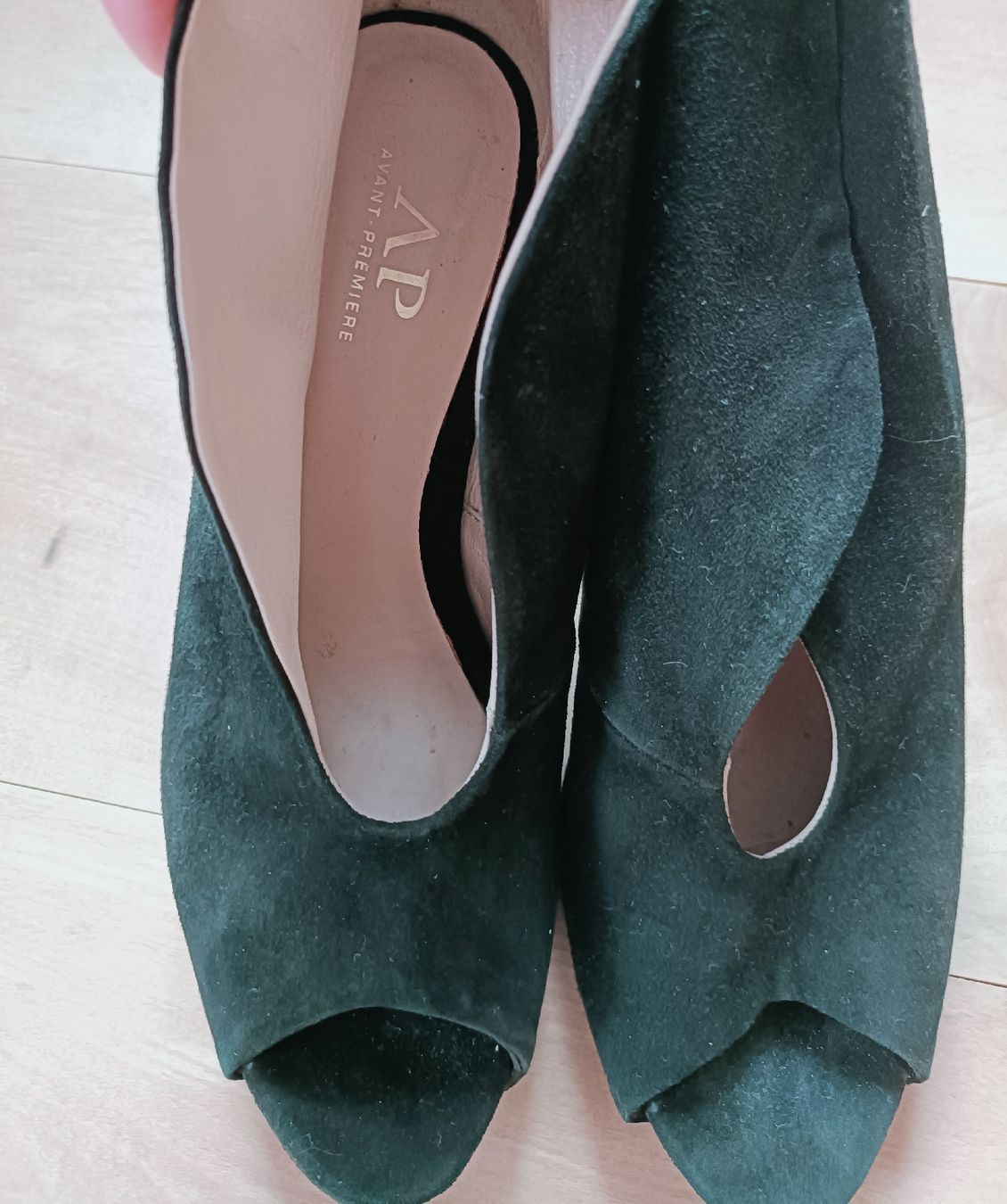 Damenschuhe: Scarpe décolleté donna scamosciate nere – Gebraucht aus Castagnola von sadeco 2