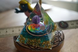 Amethyst   Metra Tron     -Orgonit -Pyramide
