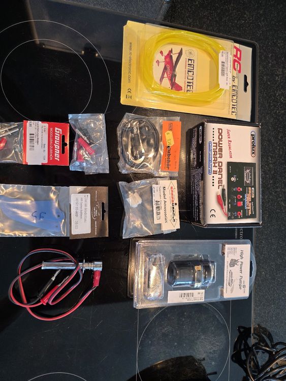 Graupner RC Kits de montage: RC Helikopter mit Zubehör im Alukoffer. – D'occasion à Tuggen par FossiXL 3