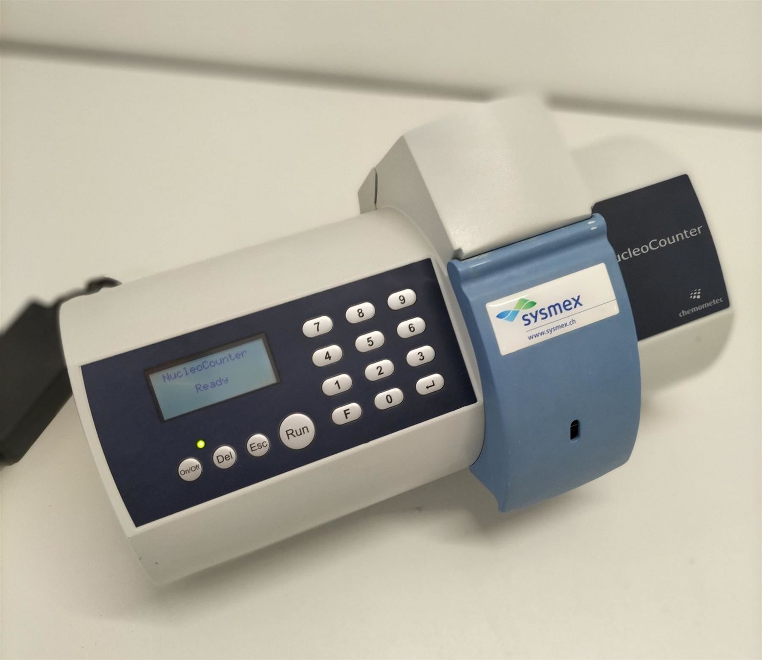 Accessori da laboratorio: Chemometec NucleoCounter  Typ 900-0004 – Usato da Niederdorf venduto da LeptonAG_Labor 5