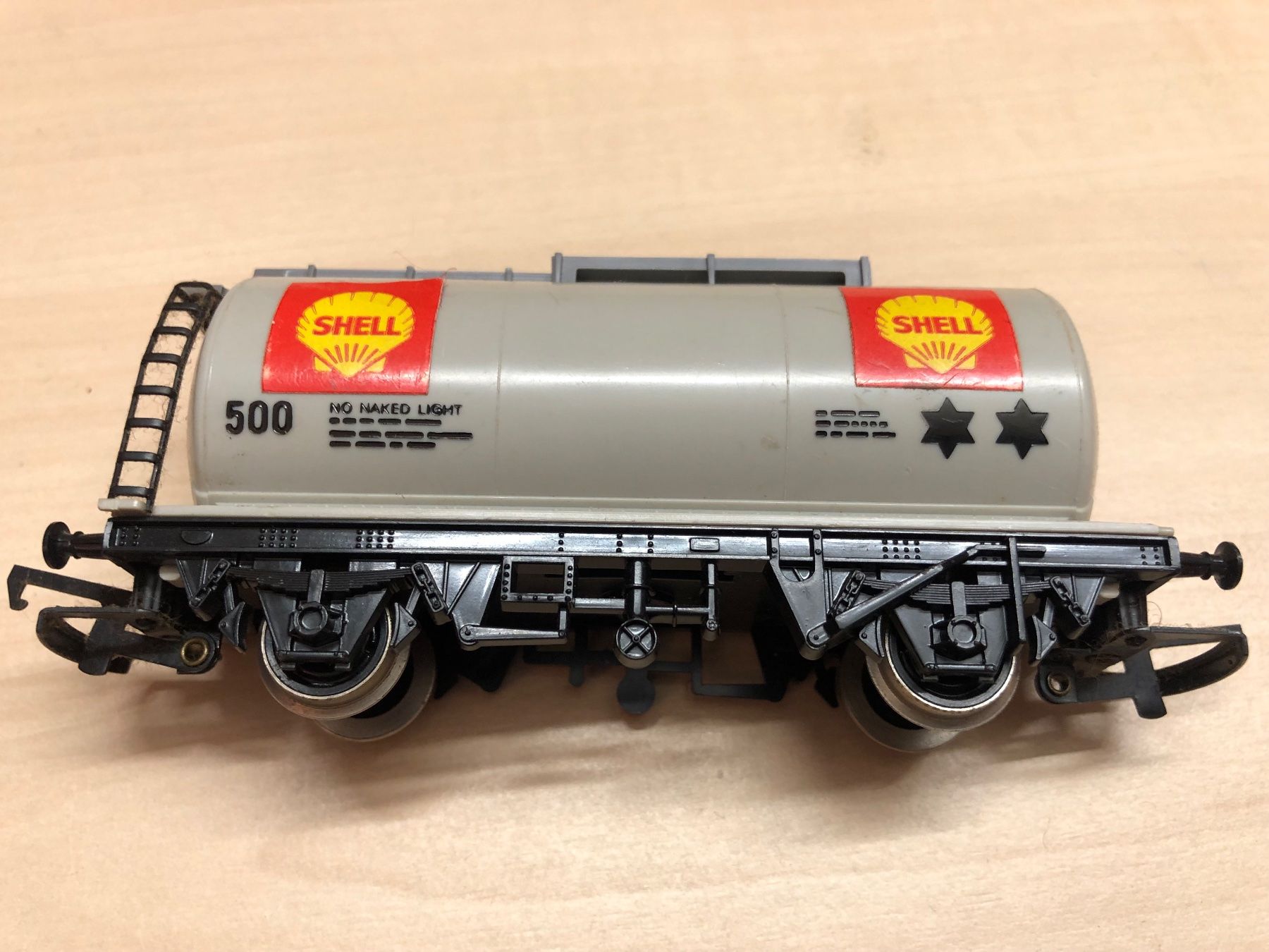 Hornby Modellini di ferrovie: 3 Modelleisenbahnwagen von Hornby – Usato da Rümligen venduto da Sibill 8