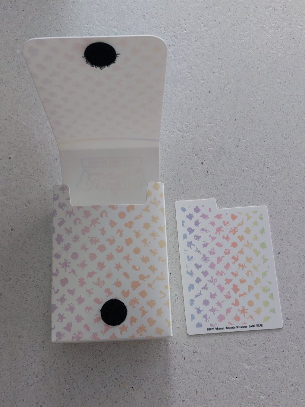 Pokémon Sammelbilder & Trading cards: Pokémon 151 Deckbox + divider – Neu (gemäss Beschreibung) aus Bellinzona von Pagur 3