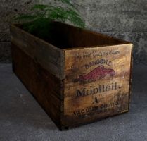 Mobiloil Gargoyle, Holzkiste, Kiste, Öldosen-Kiste