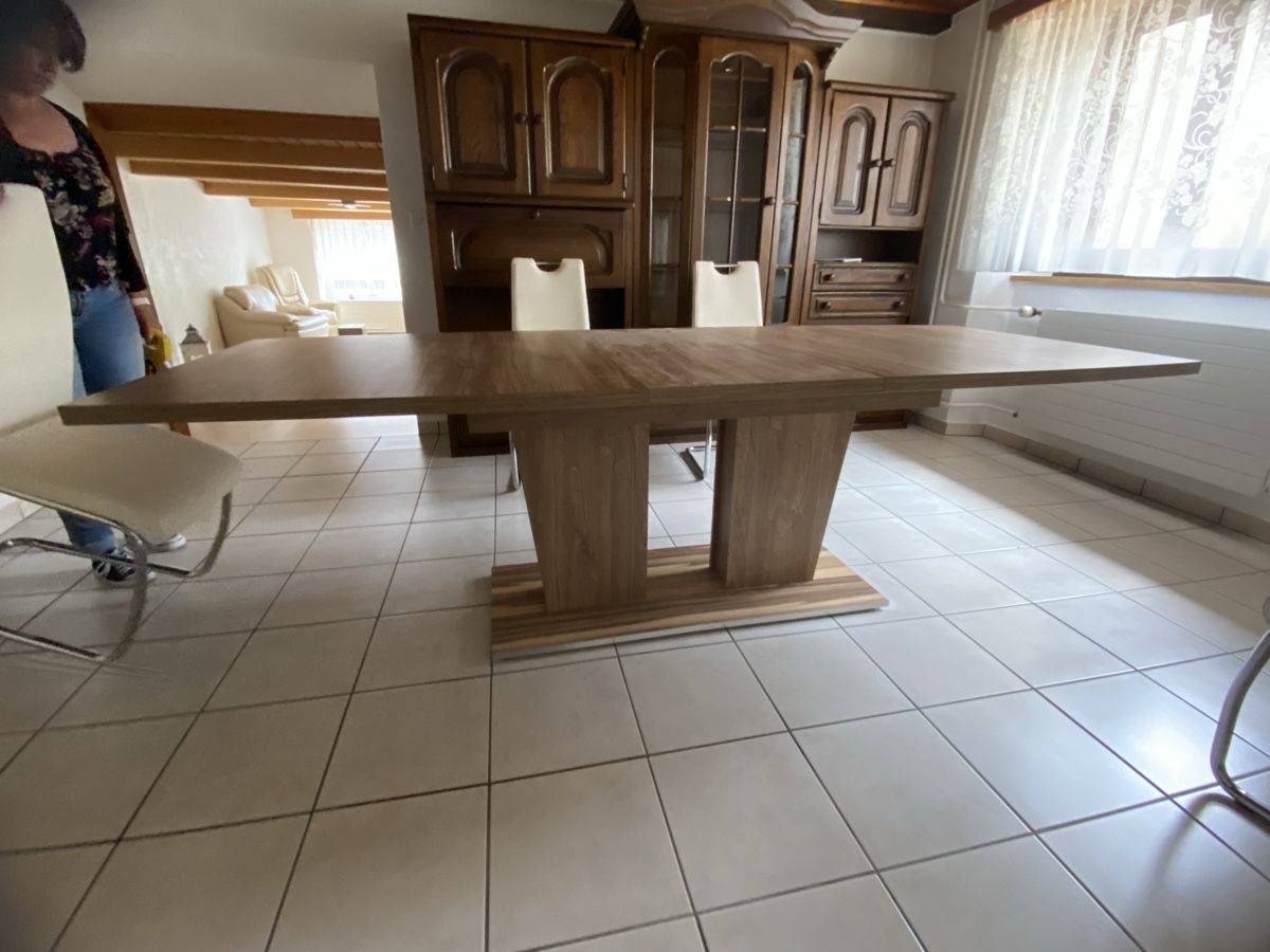 Tavoli: Table à manger en bois extensible état correct – Usato da Châtillon JU venduto da mar_hfx2 1