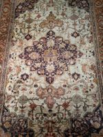 Handgeknüpfter türkischer Keyseri aus Flosh-Seide 150 x 221