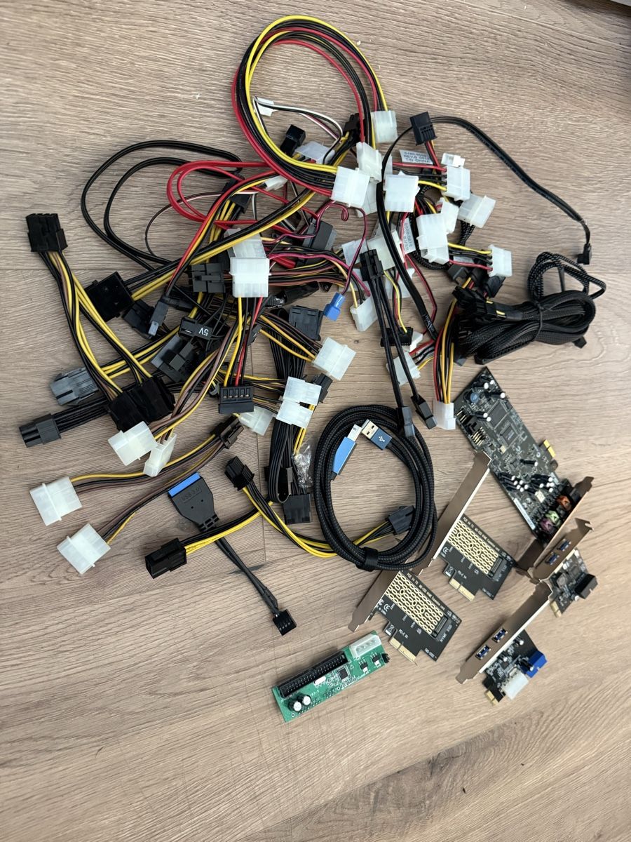Gehäuse: Verschiedene PC Kabel – Gebraucht aus Kräiligen von Mike_q