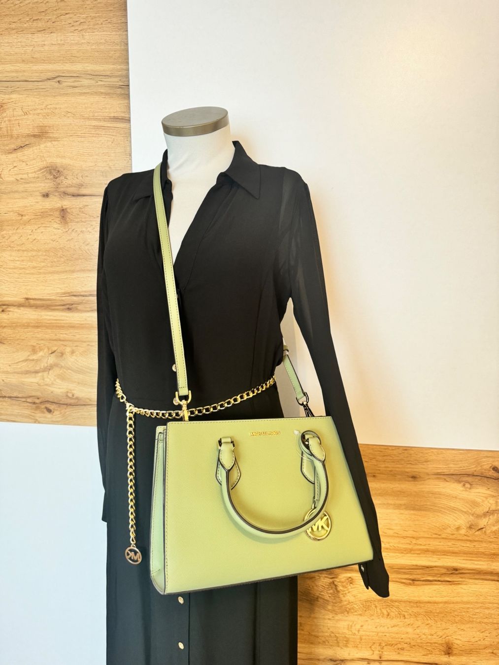 Michael Kors Borse da donna: Michael Kors Tasche light sage – Nuovo e nell'imballaggio originale da Wiedlisbach venduto da Sistershop 5