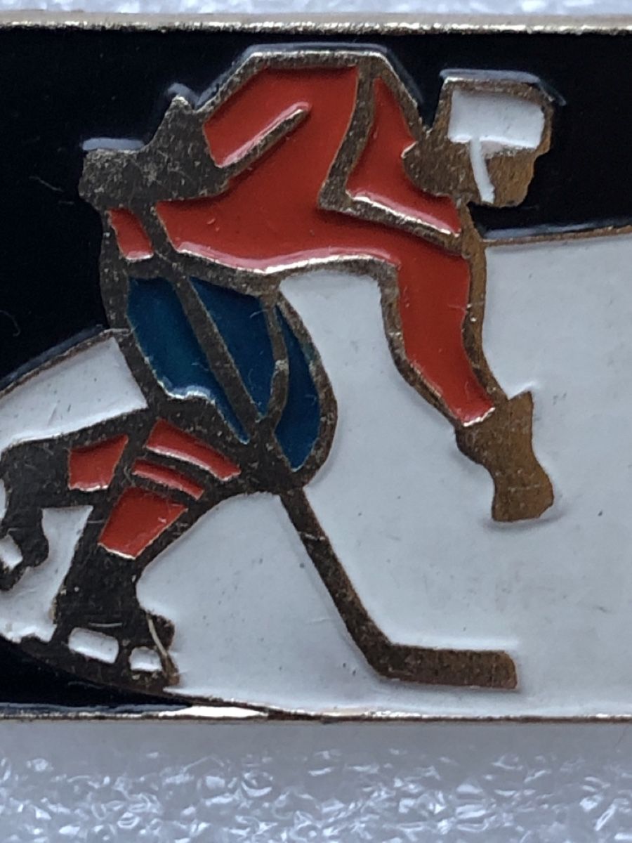Broschen & Nadeln: Soviet ice hockey Pin vintage – Gebraucht aus Osogna von goodthingme 2
