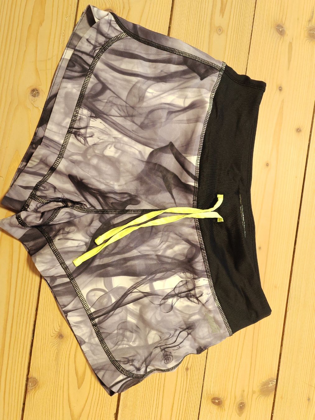 Hosen: Sporthose Gr. M – Gebraucht aus Windlach von ramona_l