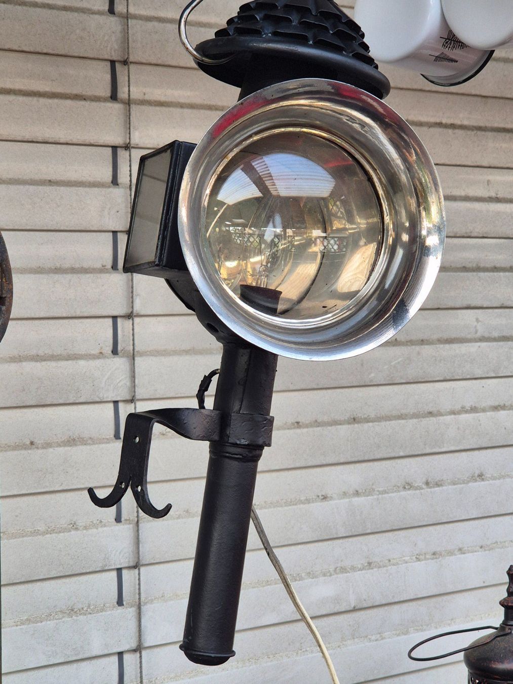 Lampade: Alte Lampe funktioniert – Usato da Fraubrunnen venduto da schlafenKuh