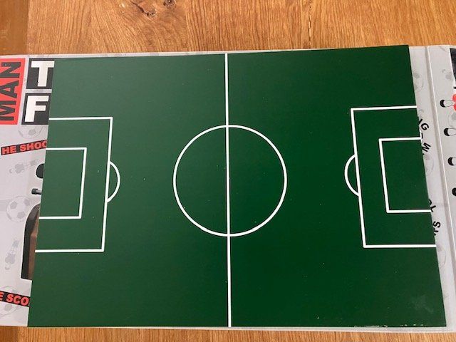 Spiele: Tischfussballspiel – Neu und originalverpackt aus Herzogenbuchsee von versace12 2