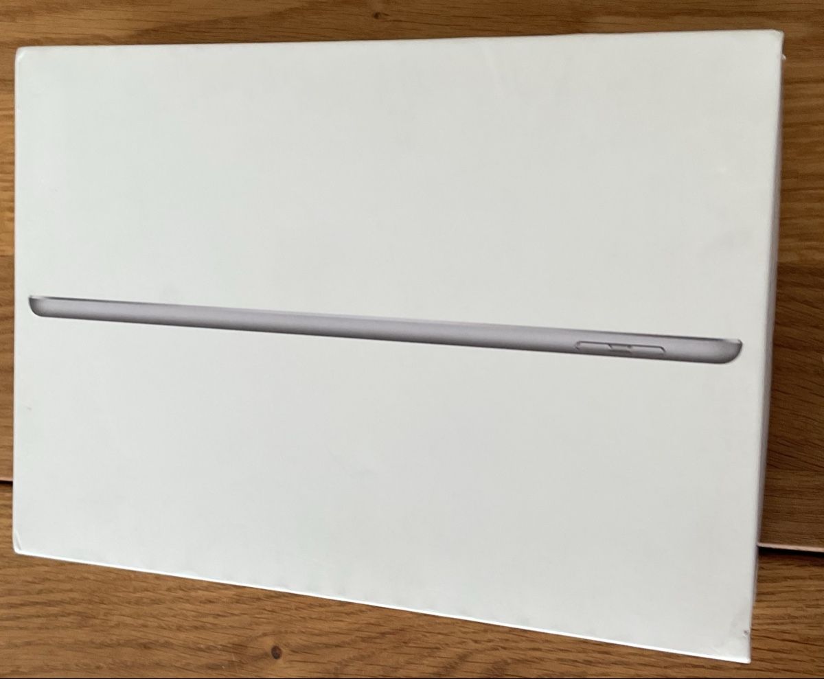 Apple Tablettes PC: iPad 6. Generation Wi-Fi 32 GB – D'occasion à Zürich par Pagalo 7