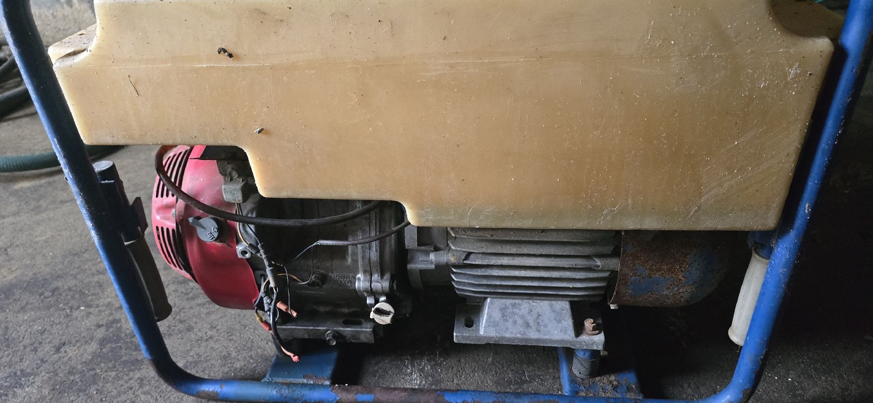 Stromgeneratoren: Notstromgruppe – Gebraucht aus Lommis von FastFurious 2