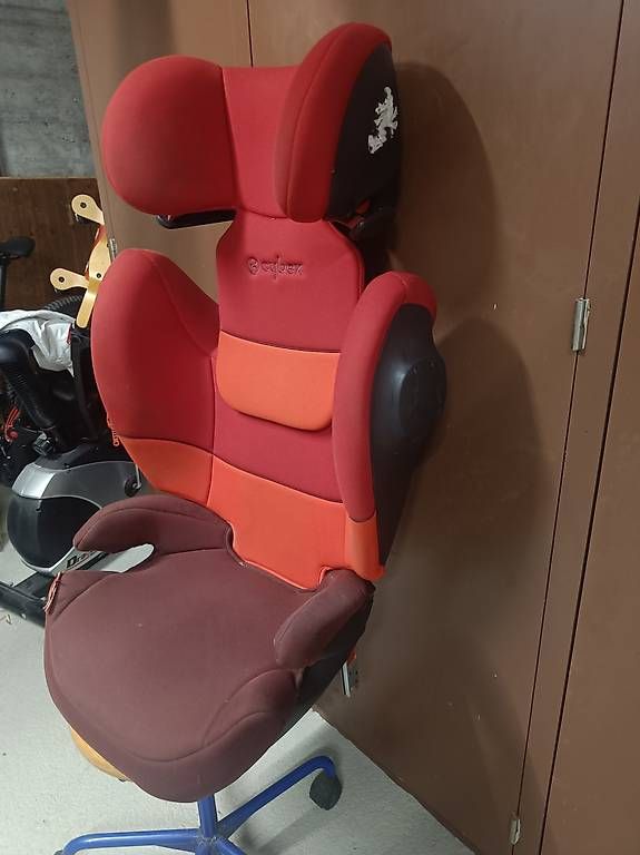 Seggiolini per auto: Kindersitz Cybex Solution M IsoFix 15-36kg rot – Usato da Glarus venduto da Floki24 2