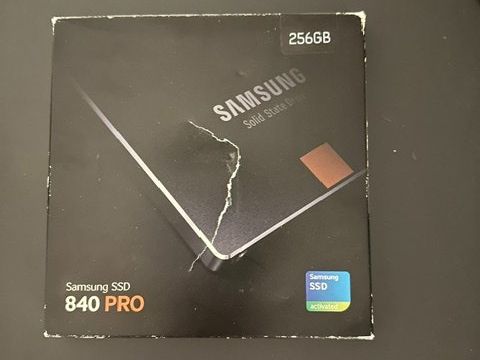 Samsung Dischi rigidi: Samsung SSD 840 PRO 256GB – Usato da Pfäffikon ZH venduto da thf_rqs2