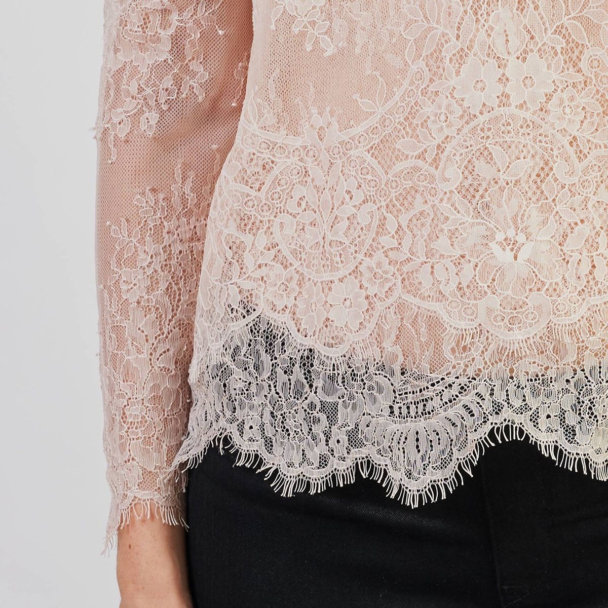 Kooples Camicette: The Kooples blouses beige taille - S – Nuovo (secondo la descrizione) da Genève venduto da iry_67wr 1