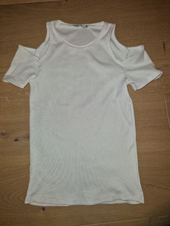 Zara Ripp-Shirt, Gr. S, Weiss, mit offenen Schultern,