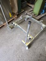 Robuster Transportroller mit Lenkrollen #228