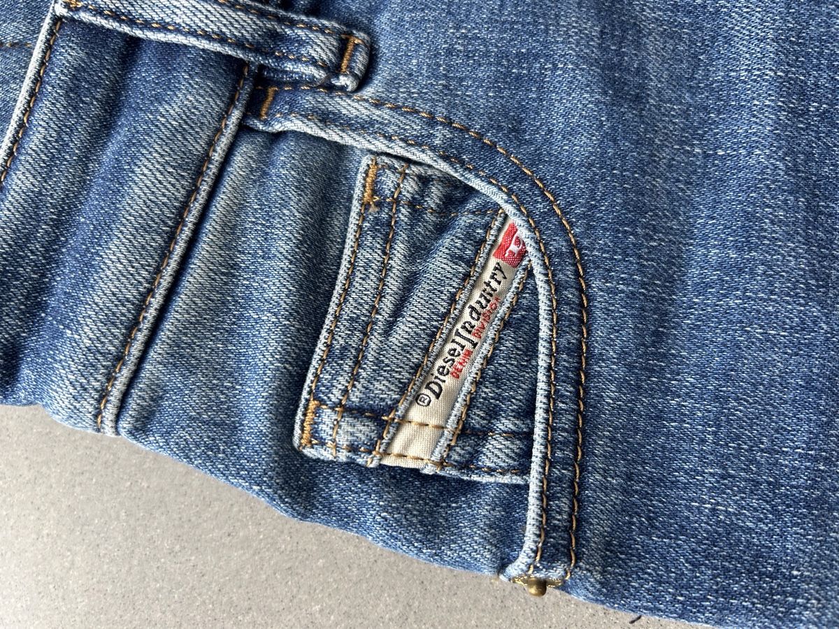 Diesel Jeans: Diesel Jeans 24/30 – Usato da Rütihof venduto da ALAFC 1