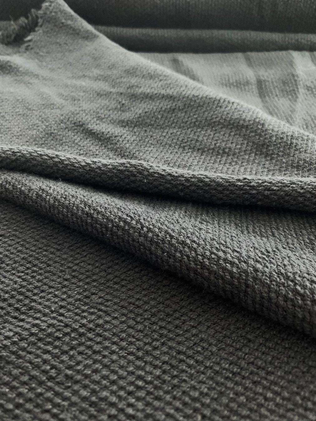 Tessuti: Stoff für Sommerpullover, Kinderpullover, weiche Hosen – Nuovo e nell'imballaggio originale da Wetzikon ZH venduto da Hobbyschneiderin