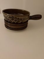 Fonduegarnitur: Caquelon 22 cm & 6 Teller