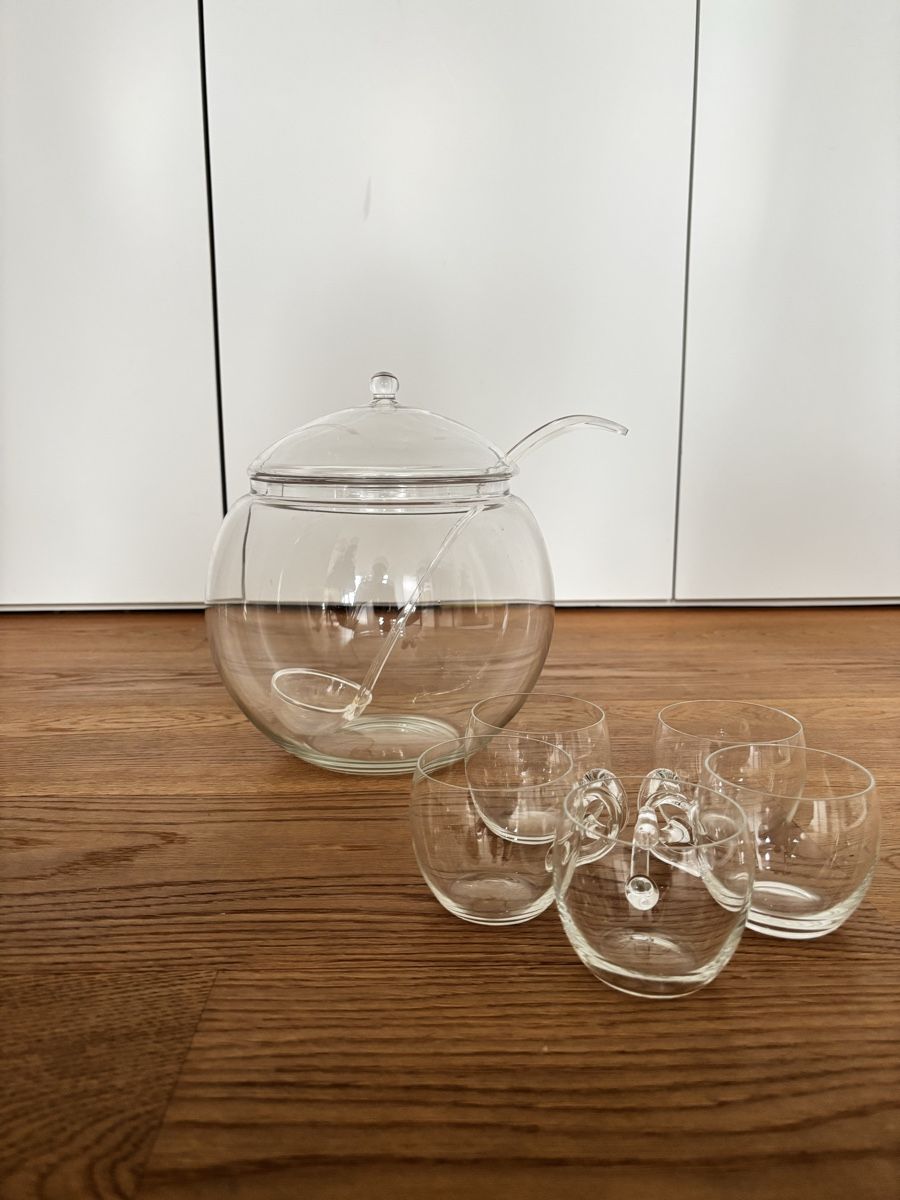 Bicchieri: Bowletopf mit 5 Glasbechern, 1 Schöpfkelle gebraucht – Usato da Zürich venduto da neu_q7hd
