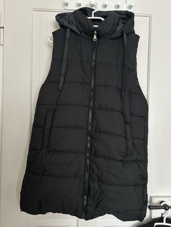 Schwarze Jacke mit Kapuze, Grösse XL, Neu