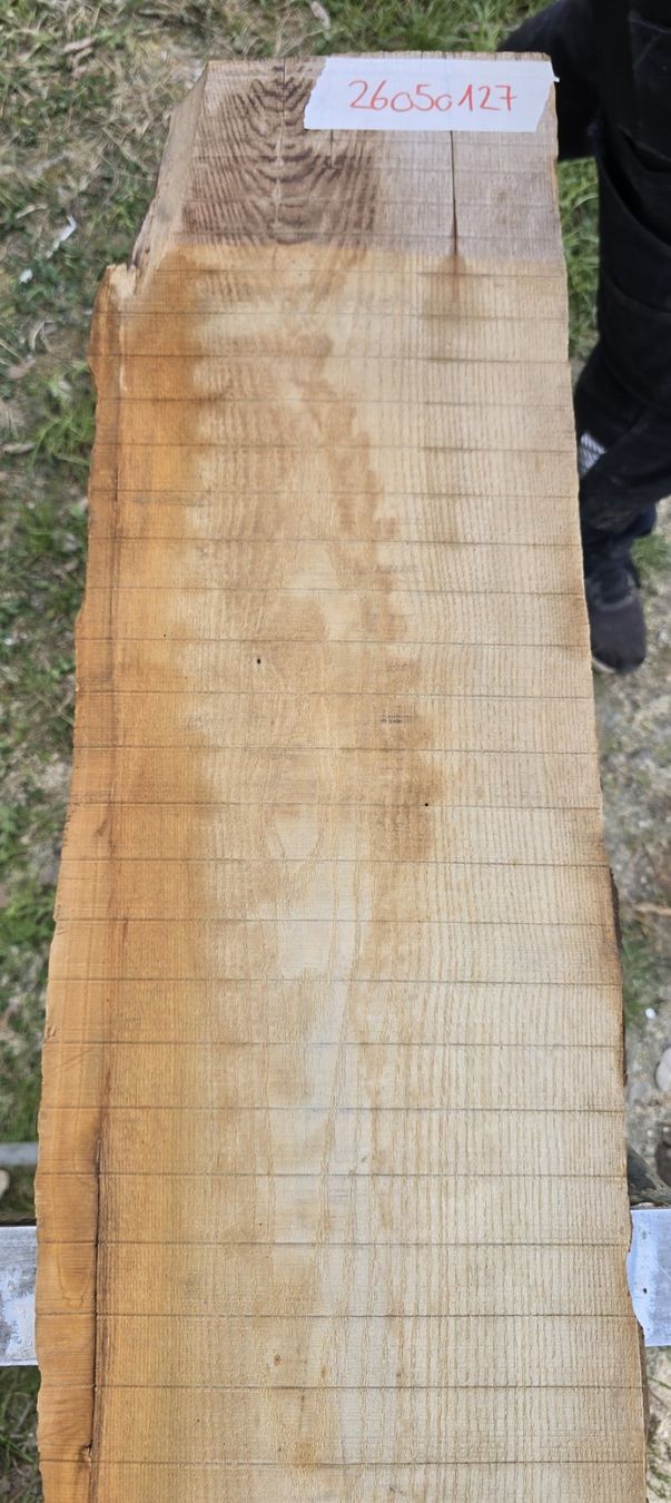 Articles en bois: Altes Holzbrett – D'occasion à Rorschacherberg par snOOpydOg11 2