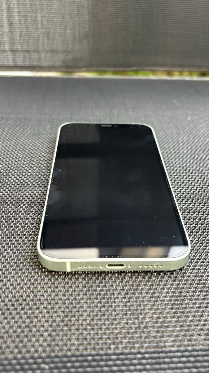 Apple Telefoni cellulari / Smartphones: Apple iPhone 12 Mint, 64GB – Usato da Bichwil venduto da lau_b872 2