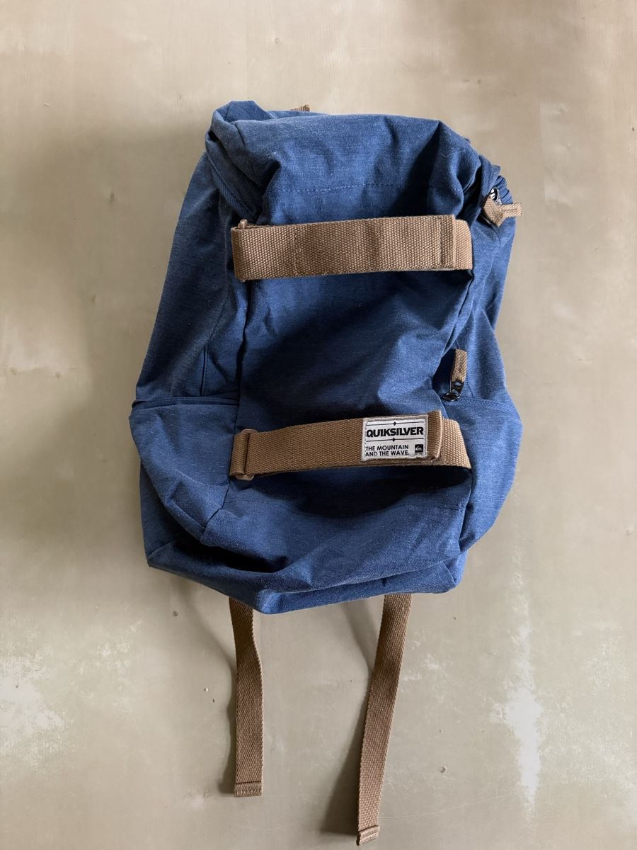 Quiksilver Zaini: Quiksilver Rucksack 23l – Usato da Kappelen venduto da nicole.vaucher