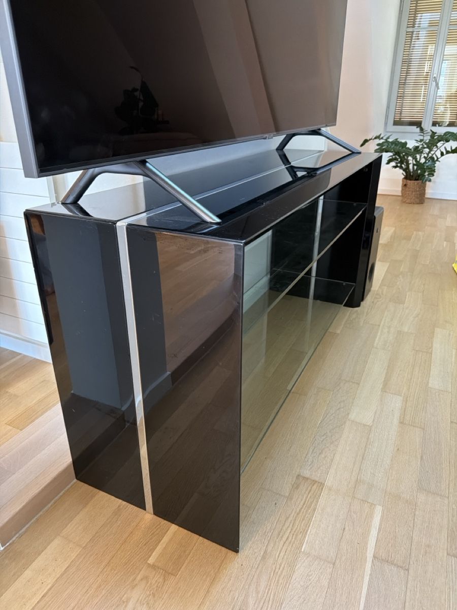 Mobili TV: TV Möbel schwarz hochglanz mit Glasplatten – Usato da Zürich venduto da iri_z8qj 2