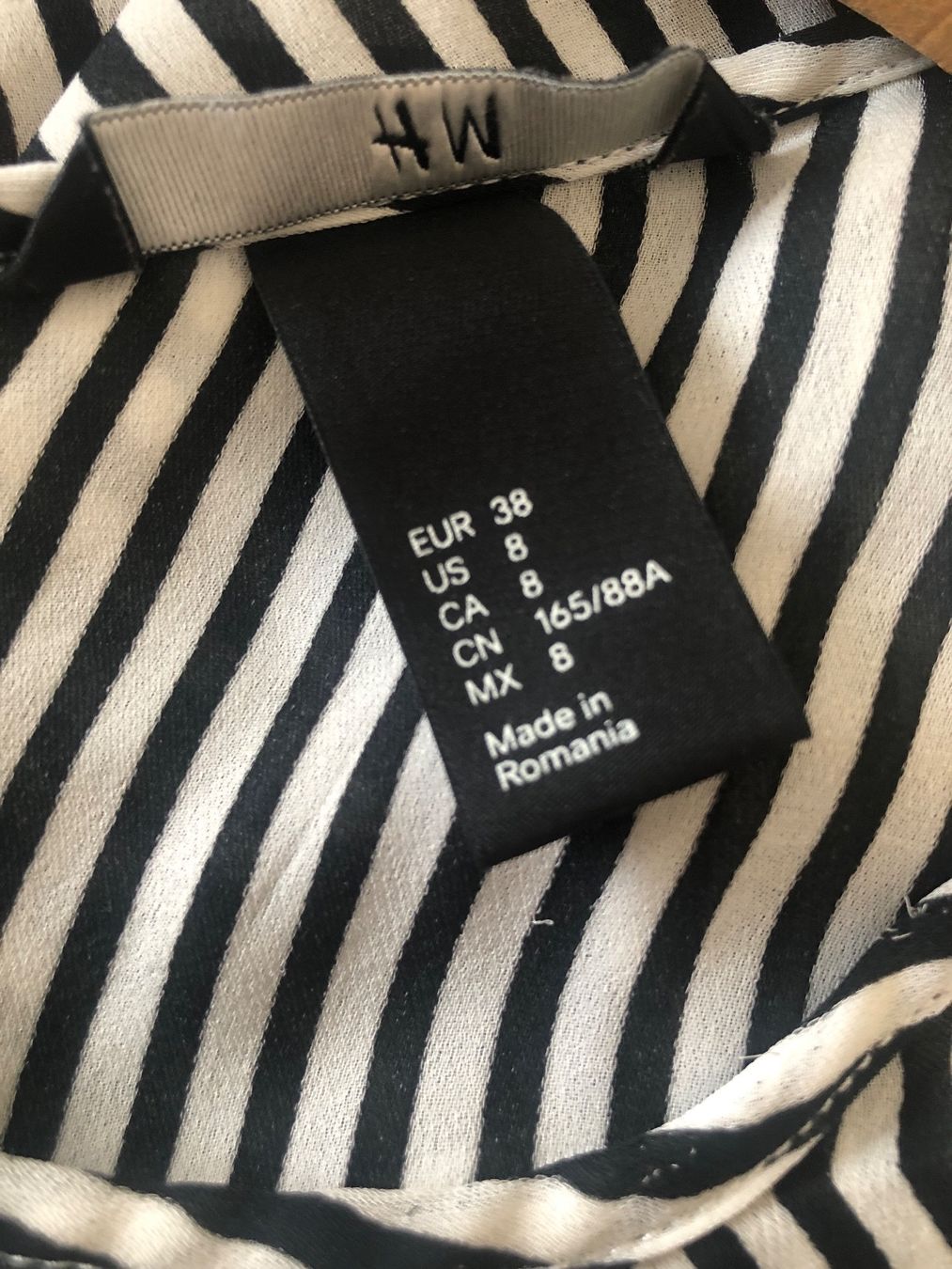 H&M Camicette: Bluse Gr 38 neuwertig – Nuovo (secondo la descrizione) da Zürich venduto da Herbion1 3