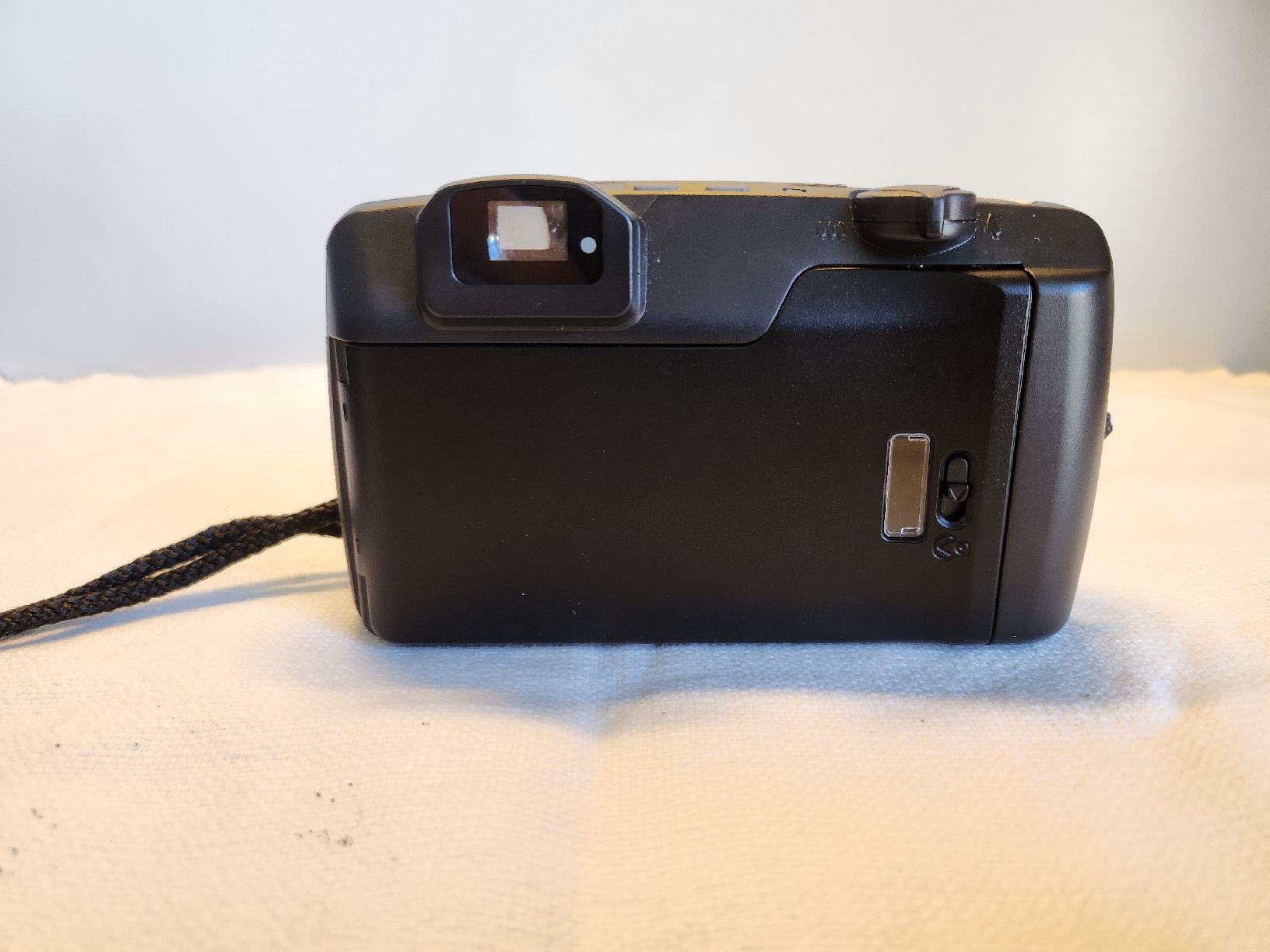 Pentax Kamera: Pentax Espio 80V Analogkamera 35mm mit Tasche – Gebraucht aus Zürich von BAENZERINO 1