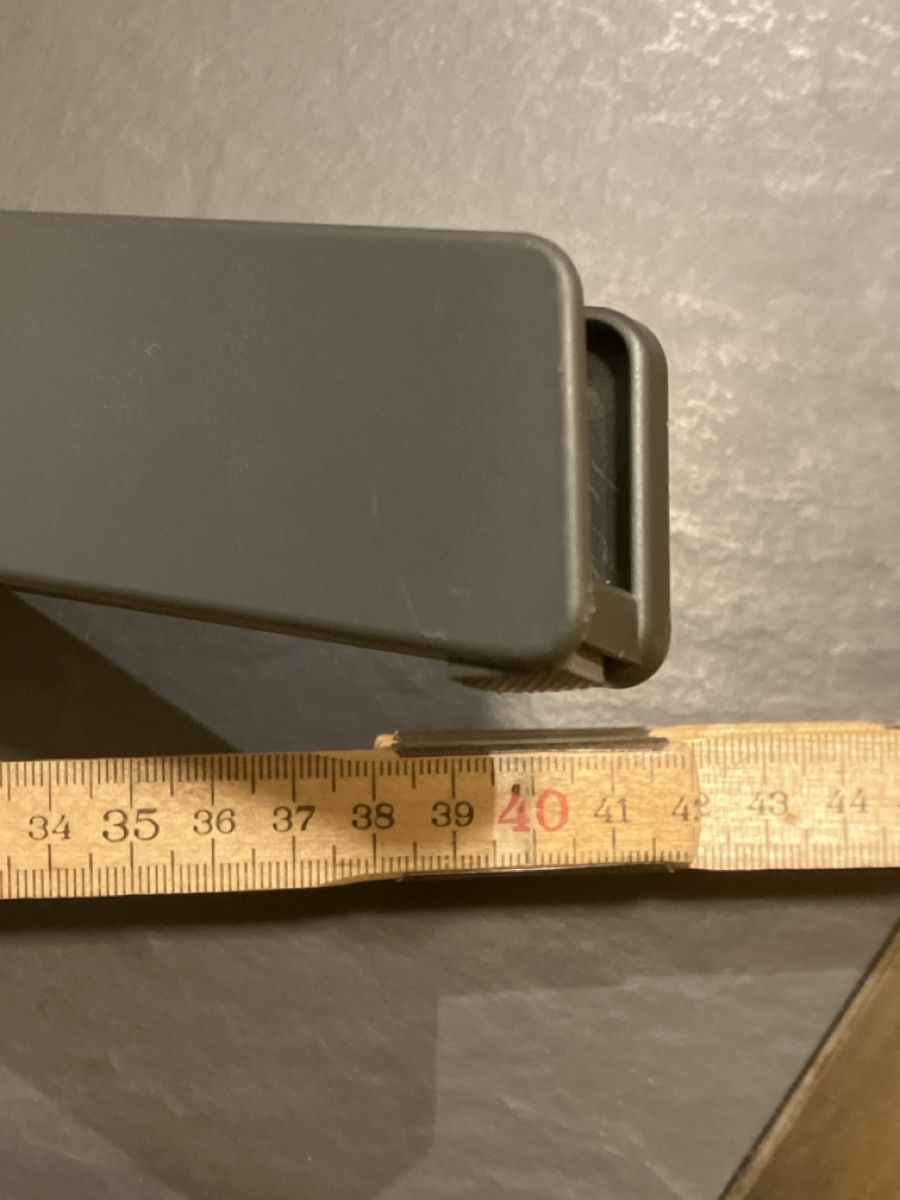 Supporti a parete: Sony TV Standfüsse gross – Usato da Erlenbach im Simmental! venduto da Simmentaler-Perlen 1