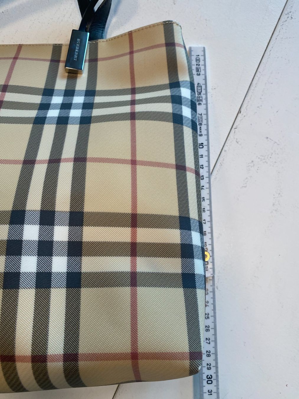Burberry Borse da donna: Original Burberry Handtasche, Leder, Gratis Versand – Nuovo (secondo la descrizione) da Gümligen venduto da Primeselection 5