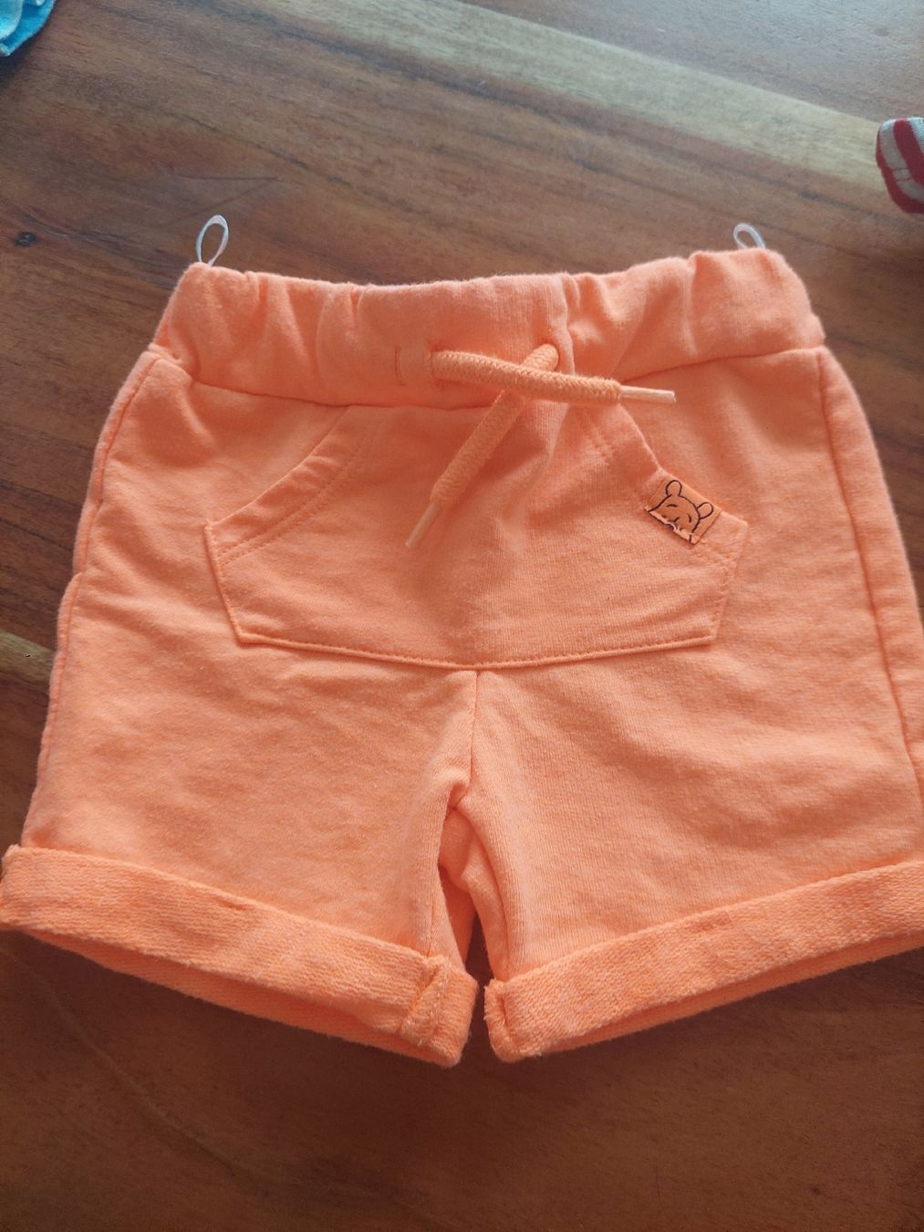 C&A Completi: Winnie Puuh Sommeranzug Gr.68 – Usato da Sissach venduto da zwwerg 2