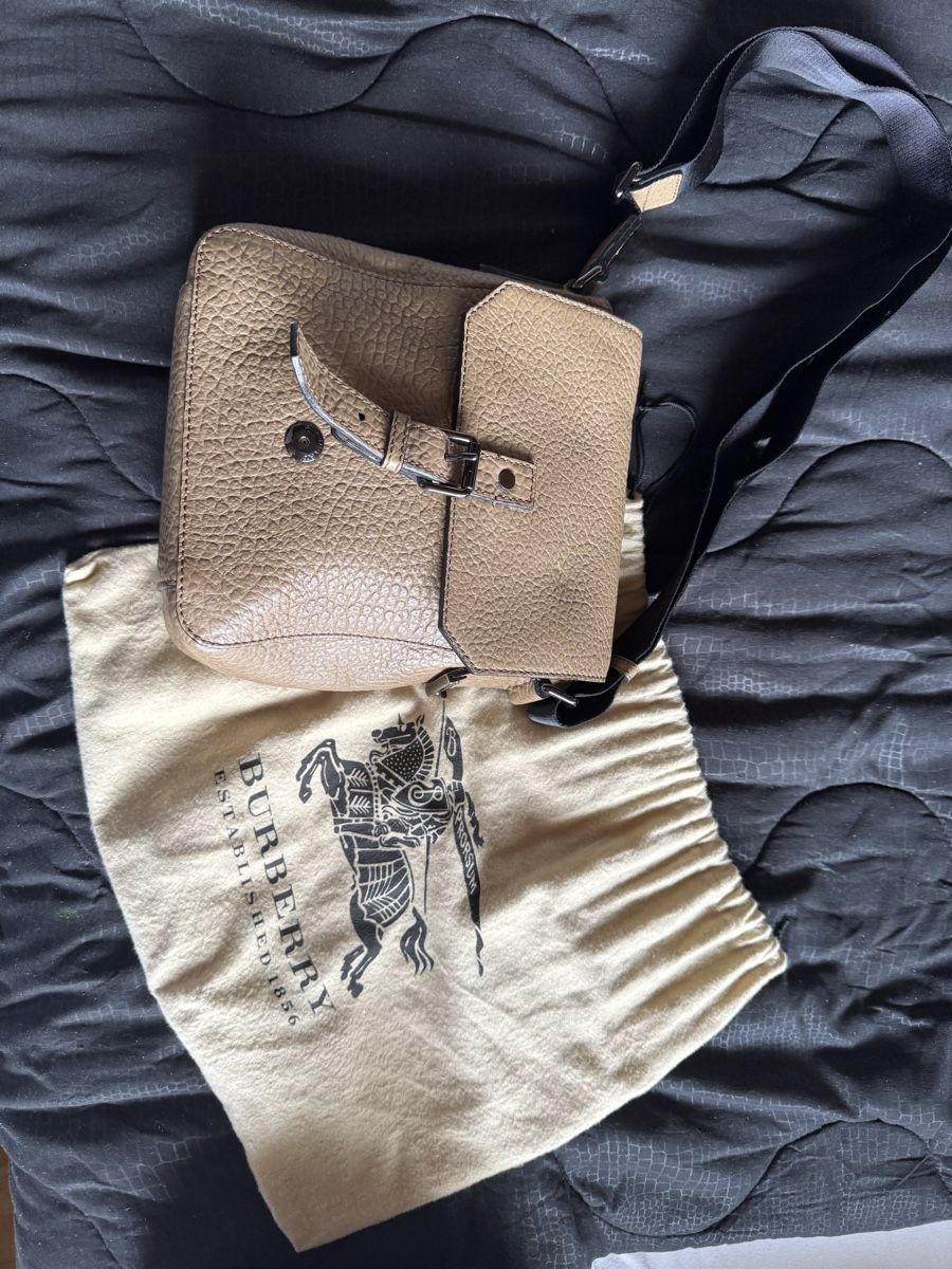 Burberry Borse: Tasche original Burberry Leder – Nuovo (secondo la descrizione) da Bern venduto da dan_n7wy 1