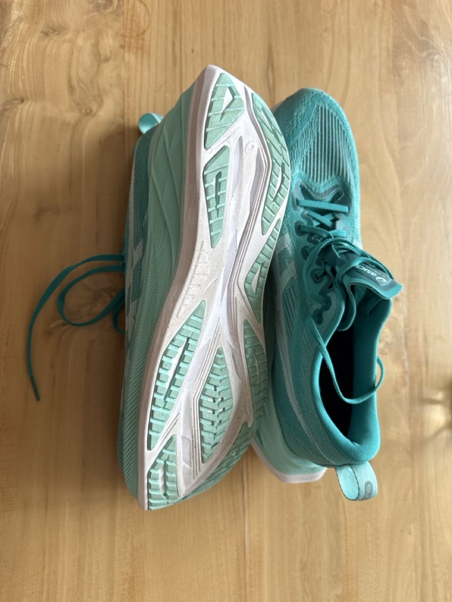 Asics Herrenschuhe: ASICS Superblast 2  – Neu (gemäss Beschreibung) aus Zollikon von the_wcm8 1