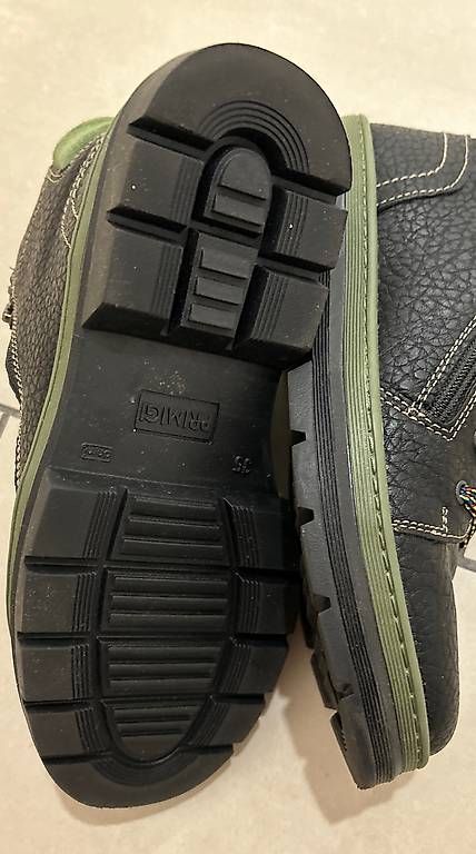 Scarpe per ragazzi: Scarpe – Usato da Bellinzona venduto da SammlerTI 2