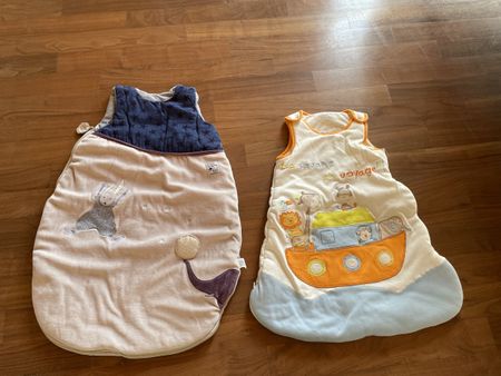 2 Babyschlafsäcke