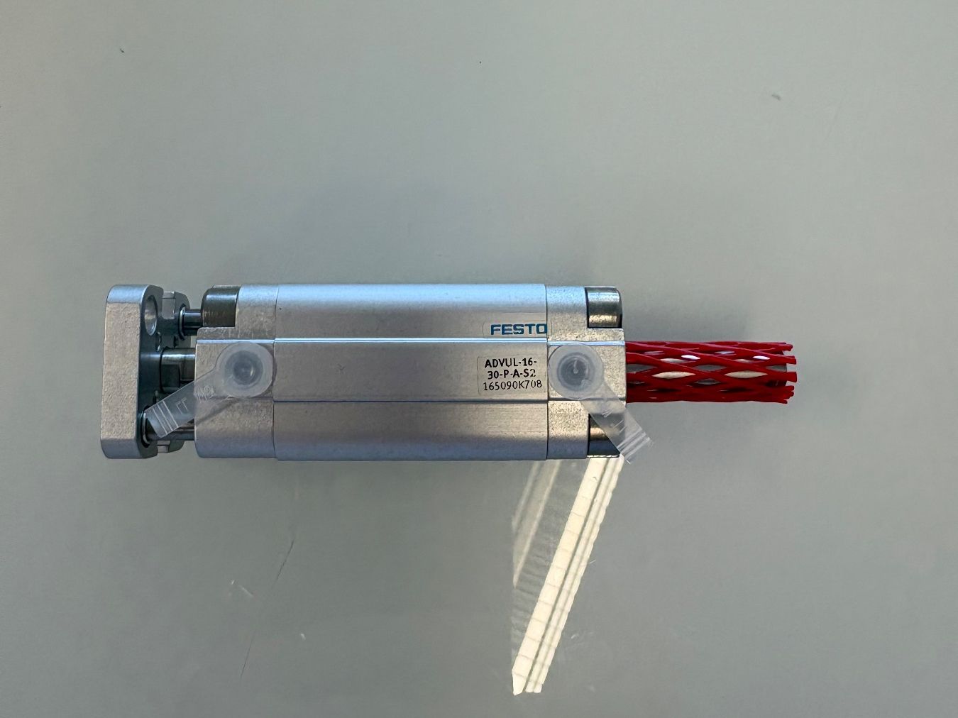 Altri prodotti elettronici: Kompaktzylinder ADVUL-16-30-P-A-S2 – Nuovo e nell'imballaggio originale da Hedingen venduto da Luana02