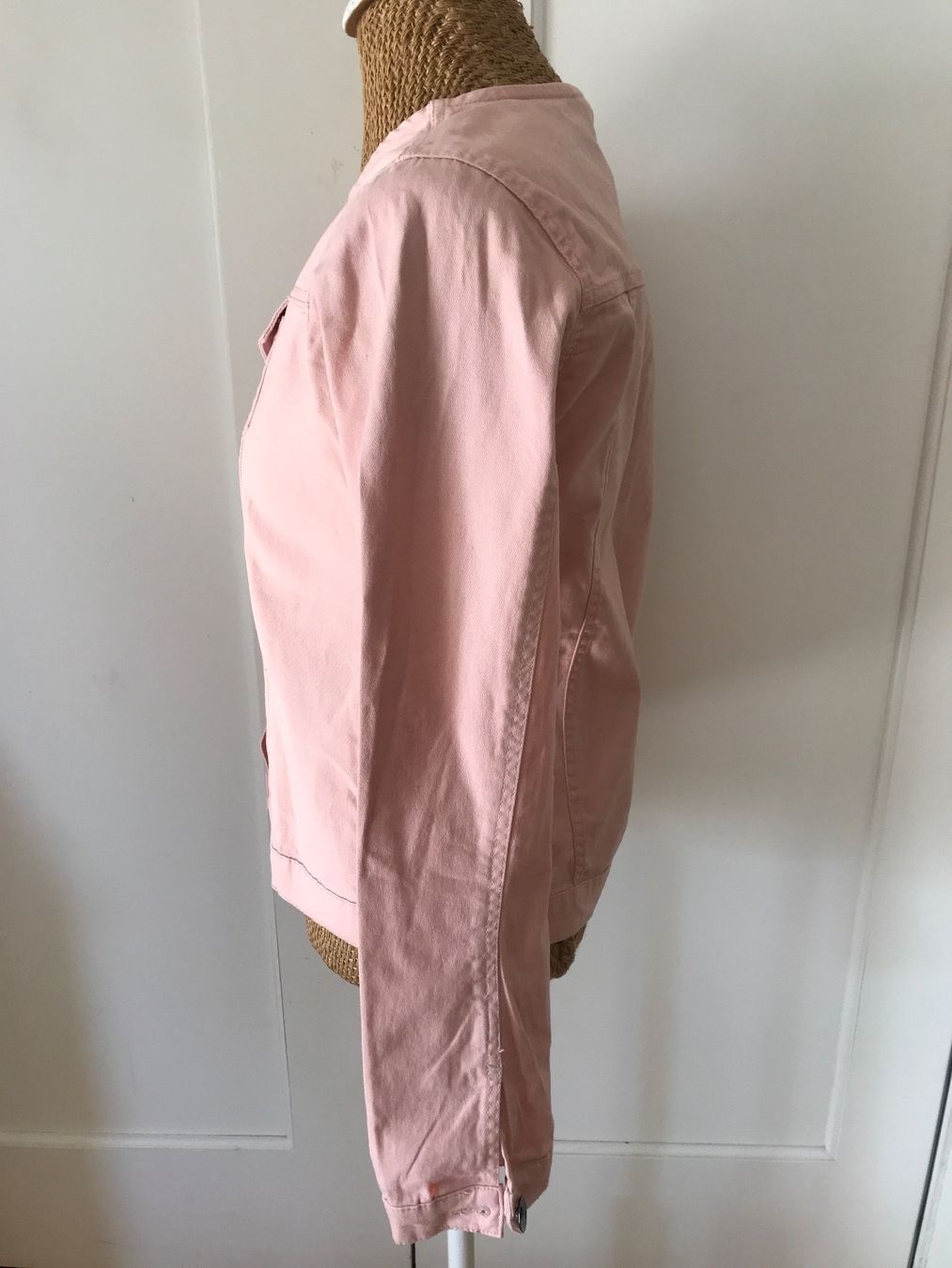 Jacken: Jeans Jacke rosa m/l – Gebraucht aus Baden von jdif 1